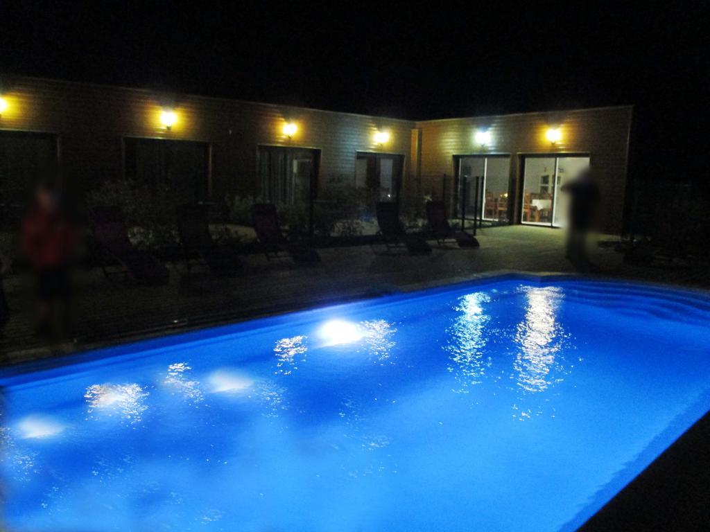 Les Abris Du Chateau Mer Luaran gambar